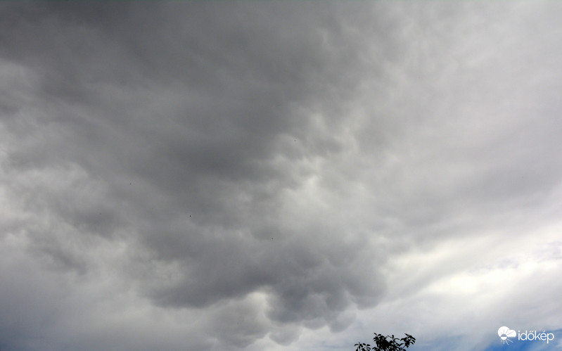 Mammák Szombathely felett 07.08-án reggel