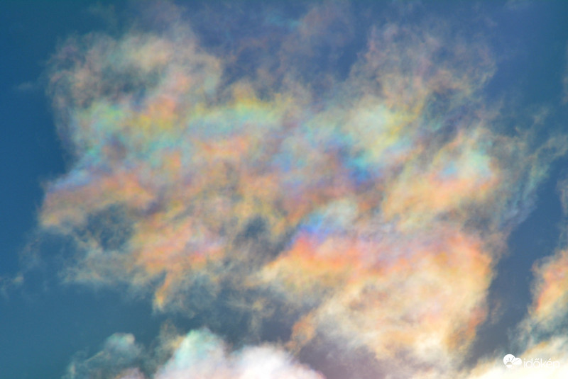 Irizáló felhők 12.28-án