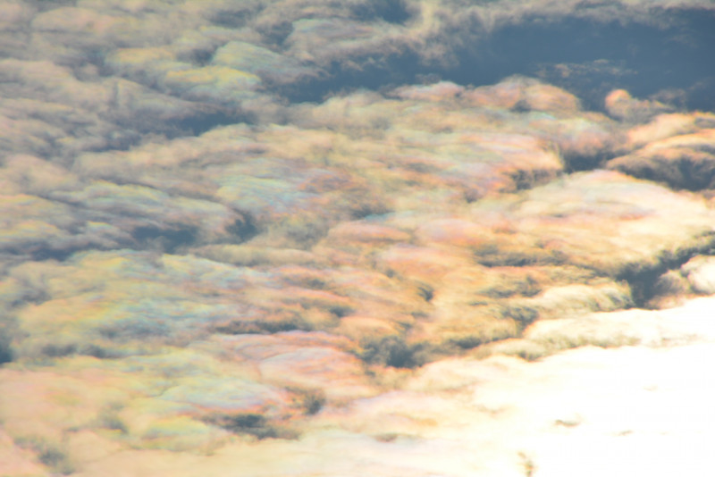 Irizáló felhők 12.30-án