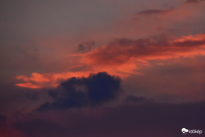 Alkonyati felhő 04.22.