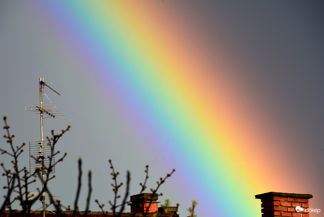 Szivárvány 17:30-kor Szombathely felett
