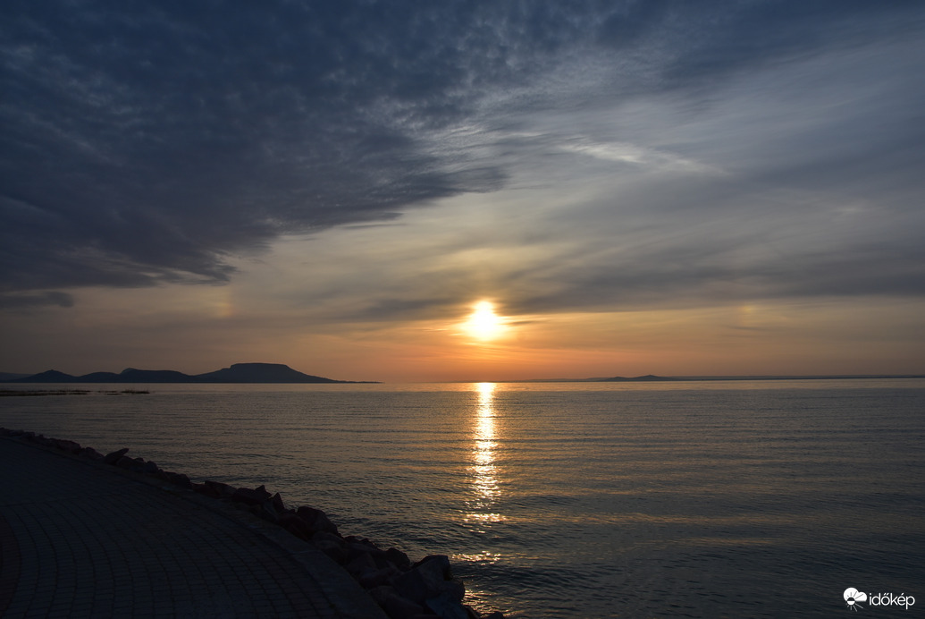 Bal és jobb oladali melléknap Balatongyörökön 04.15.