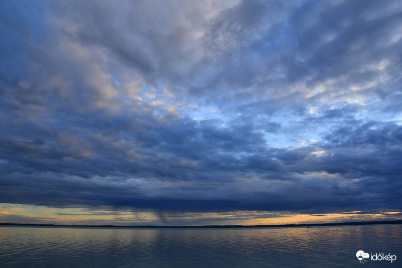 Tegnap naplemente idején