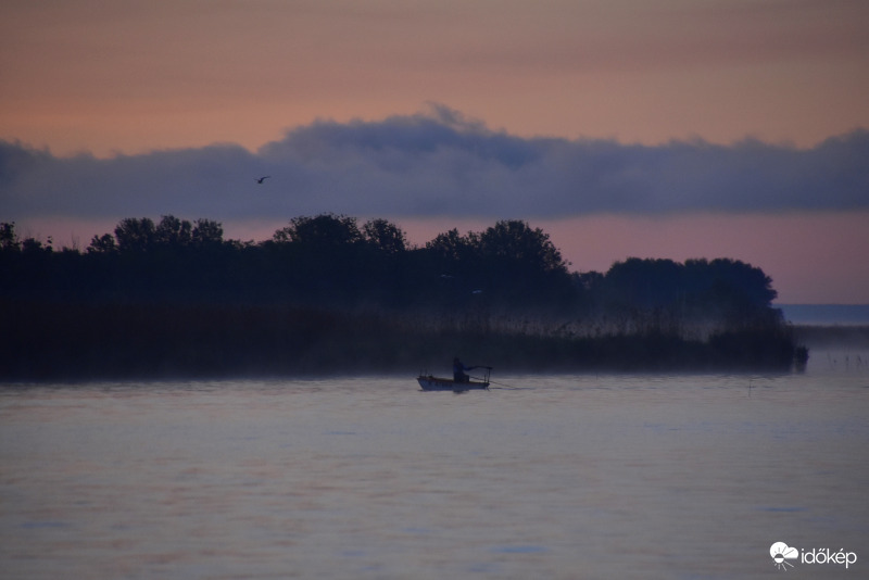 Ködös napkelte 05.24.