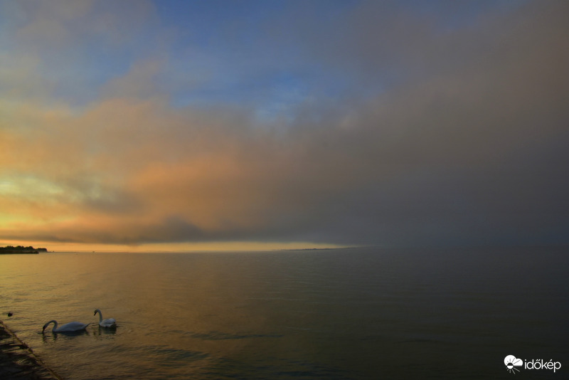 Napkelte 05.24. Vonyarcvashegyen