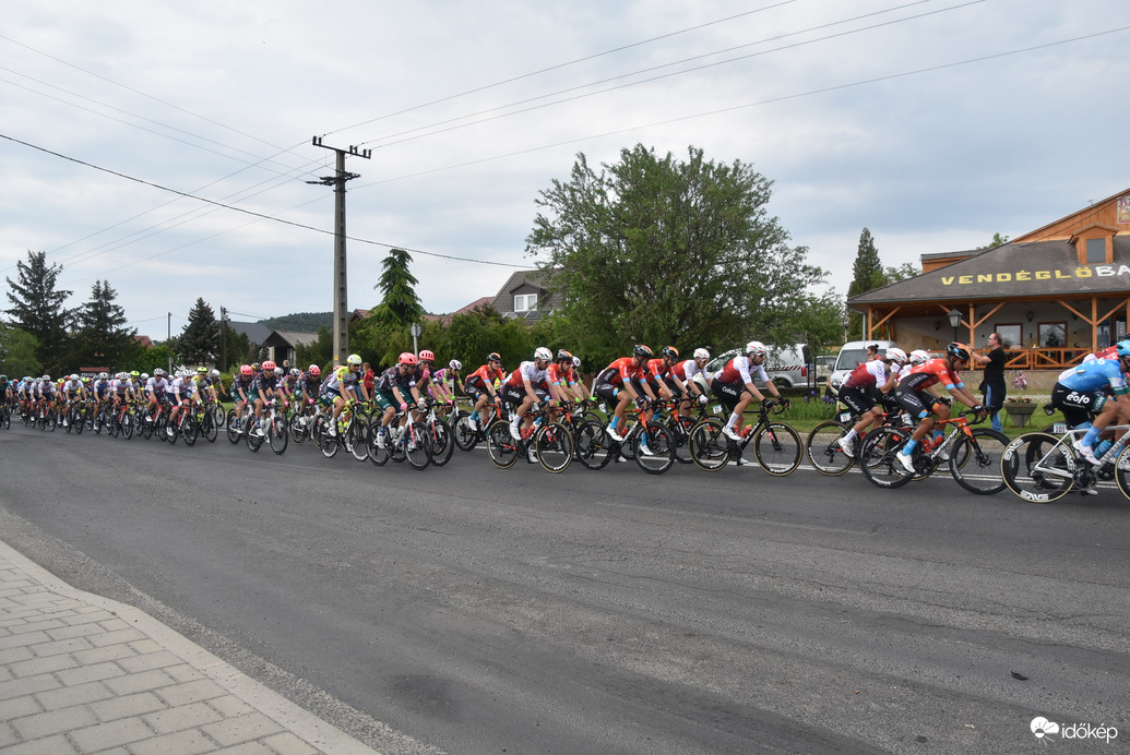 Vonyarcvashegyen áthaladó Giro d'Italia kerékpáros körverseny  05.08.