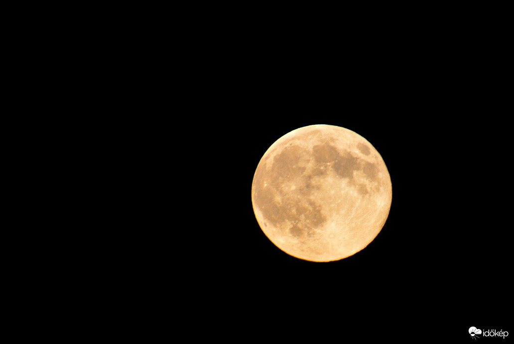 Novemberi Telihold 11.05.