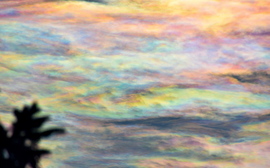 Gyönyörű irizáló felhők ez év utolsó napján Szombathely felett