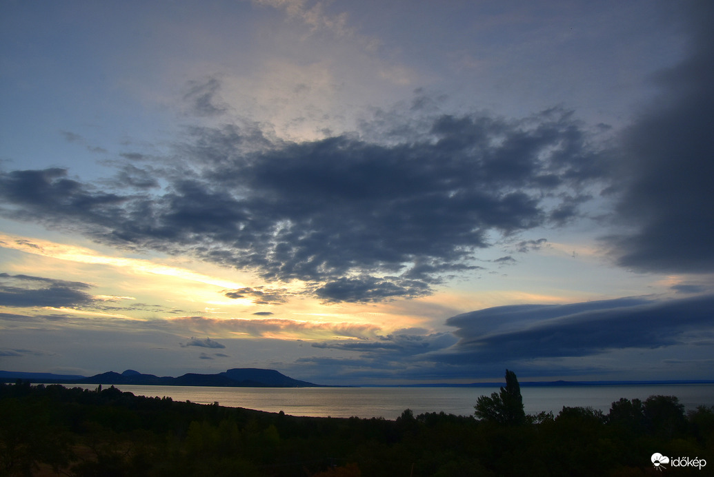 Napkelte Balatongyörökön 08.21.