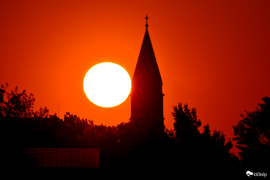 Csodálatos naplemente Keszthelyen 05.26.