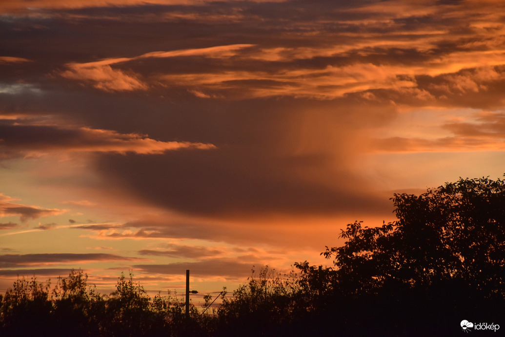 Varázslatos napkelte őszi színekben Szombathelyen 09.11.