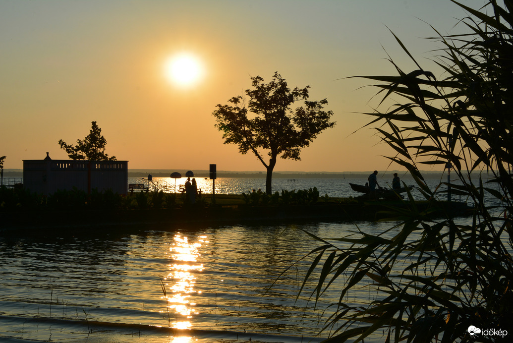 Naplemente a Balatonon 06.25.