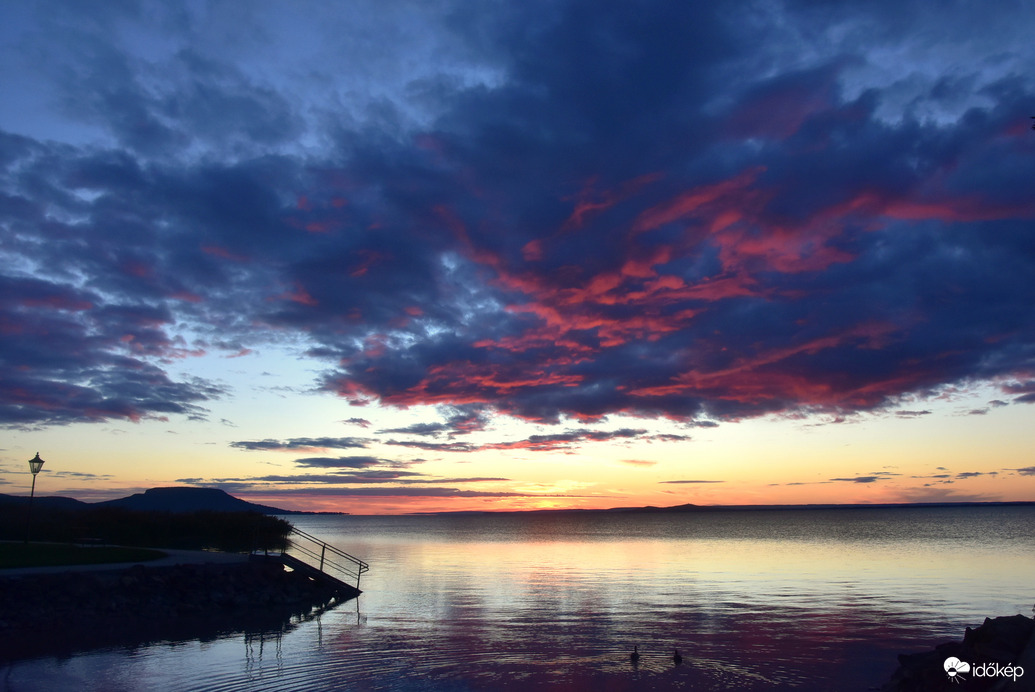 Szeptemberi napkelte Balatongyörökön 09.20.