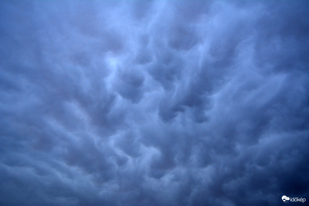 Mammatus felhők 07.18-án is