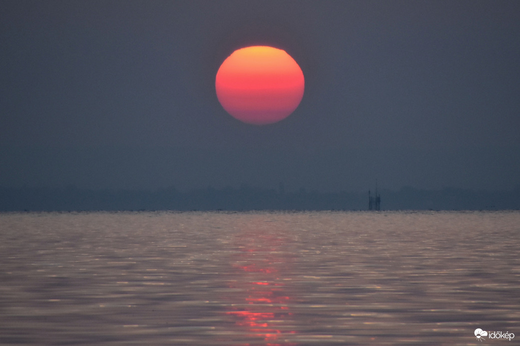 Októberi napkelte Balatongyörökön 10.16.