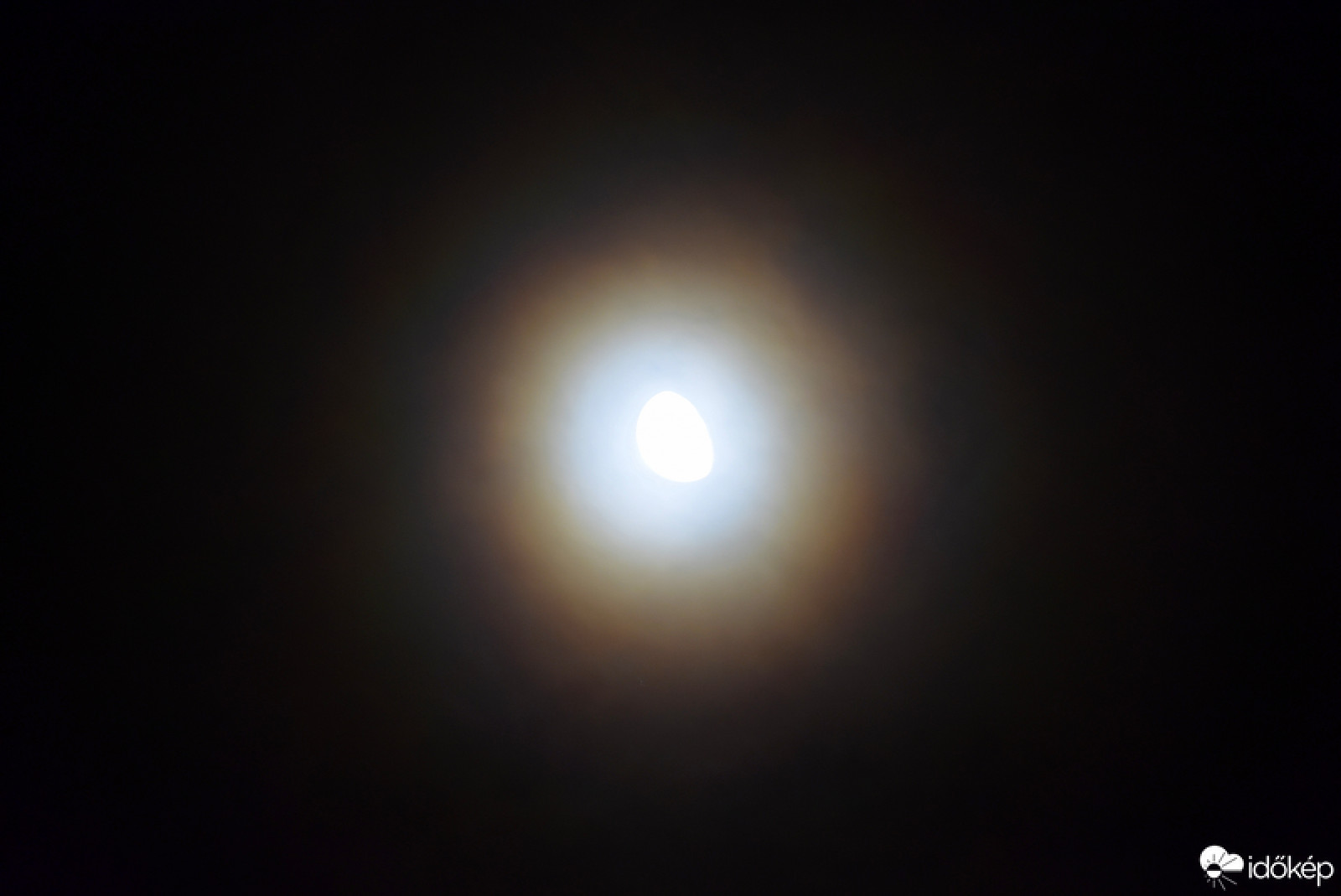 Hajnali holdkoszorú 02.02.