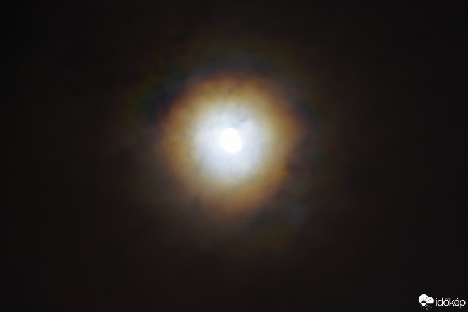 Hajnali holdkoszorú 02.02.