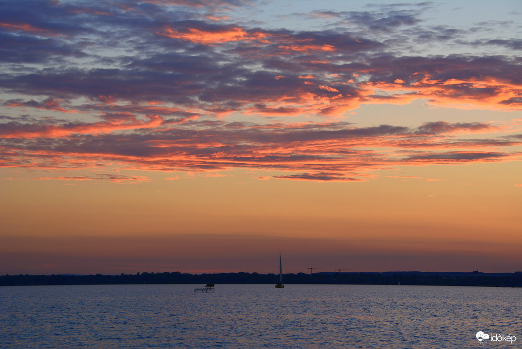 Szeptember első naplementéje