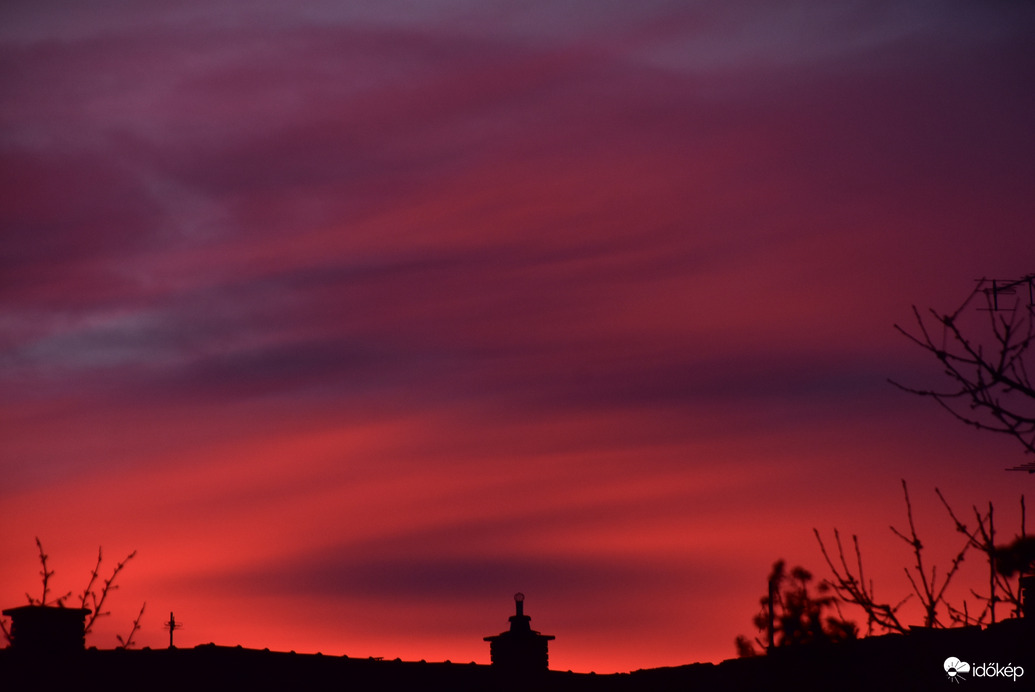 Lángoló napkelte Szombathelyen 02.06.