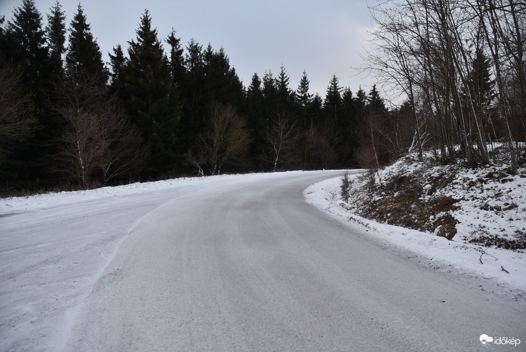 Hó a Kőszegi-hegység magasabb pontjain 01.19.