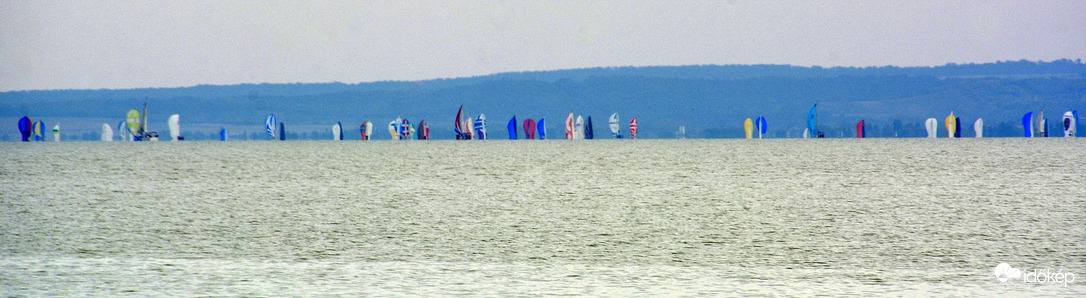 Flottabajnokság - Balatonfüred 10.08. (Badacsonyból fotózva)
