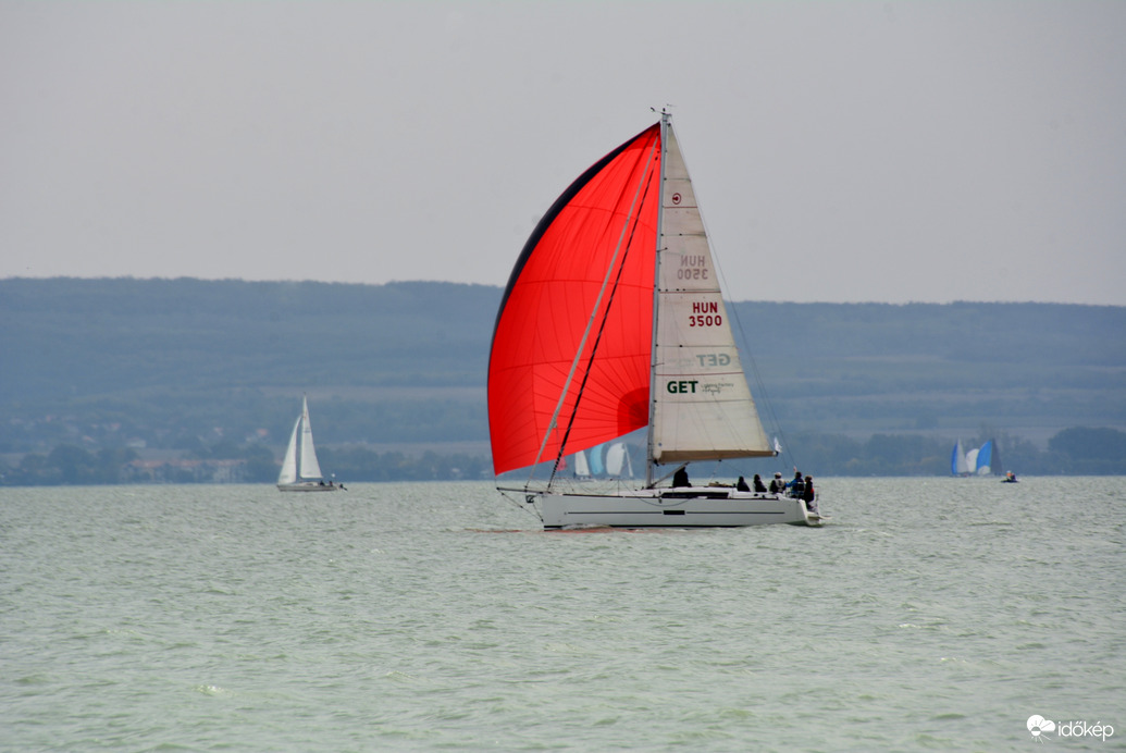 Flottabajnokság - Balatonfüred 10.08. (Balatonszepezdről fotózva)