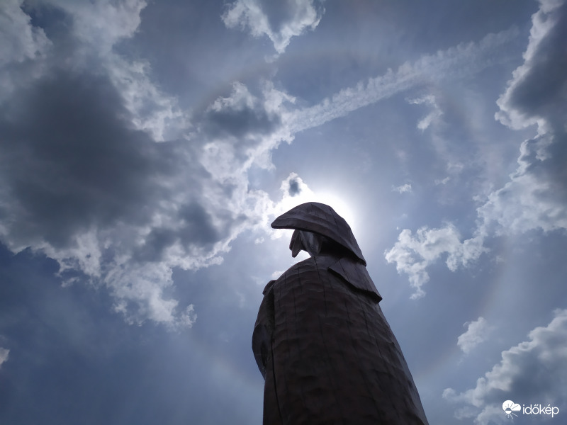 Naphaló jelenleg Vonyarcvashegy felett