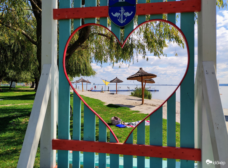 Jelenleg Vonyarcvashegyen