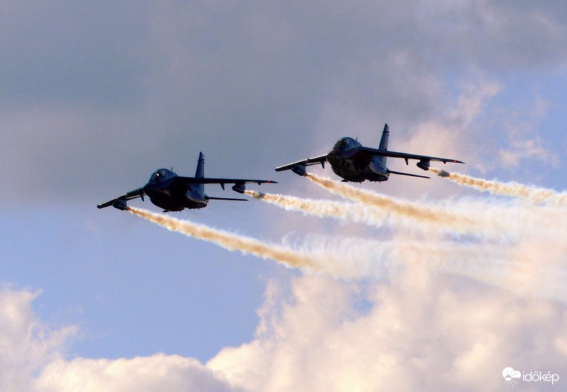 Bombázók Budapest egén