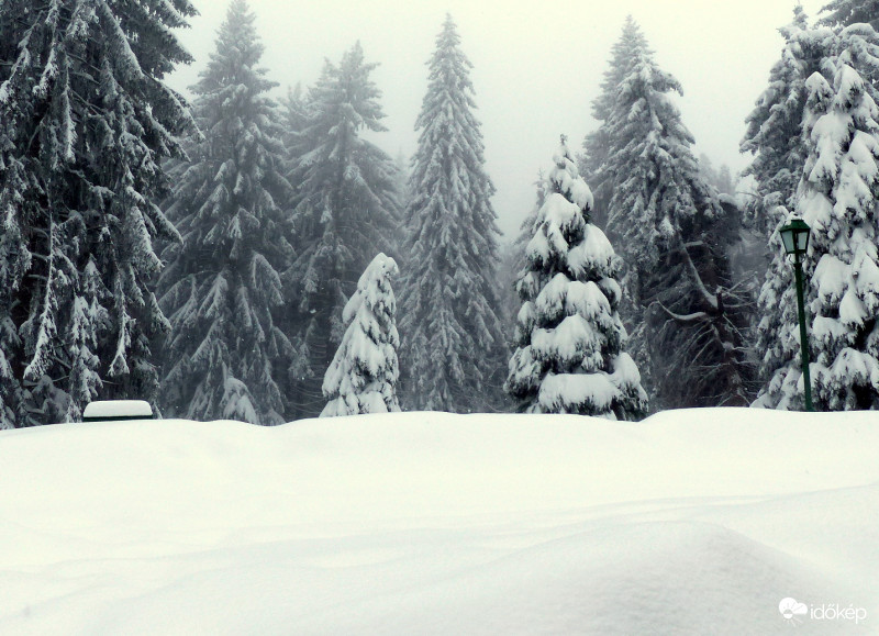 Kékestető ellepve...