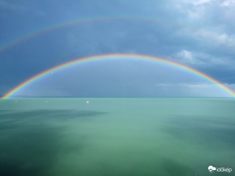 Dupla szivárvány a Balatonon