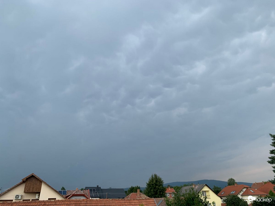 Gyöngyös
