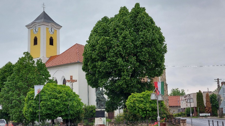 Bajna