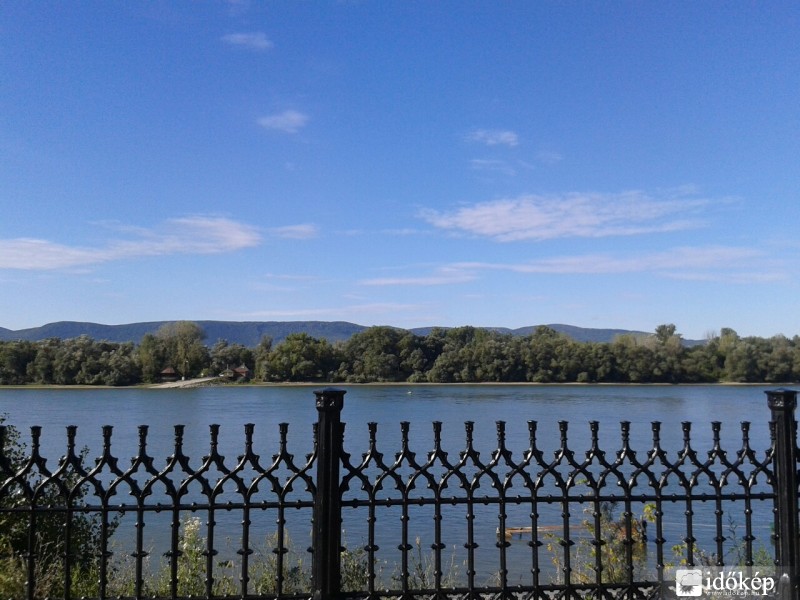 Vác