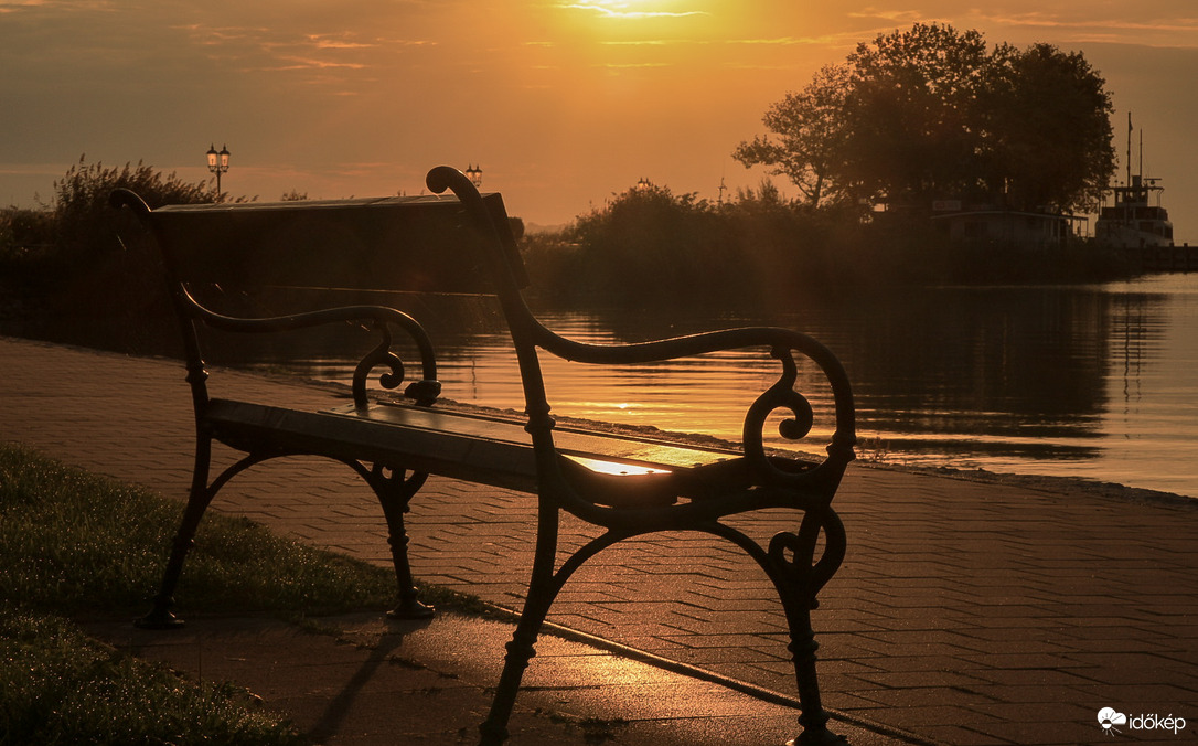 Vasárnapi nyugtaTÓ