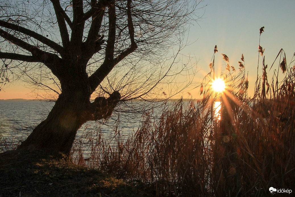 A Balaton esti kacsintása