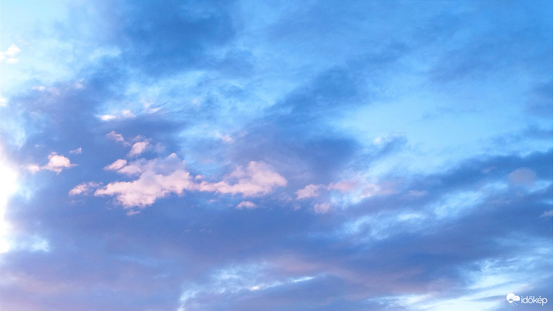 Felhők.