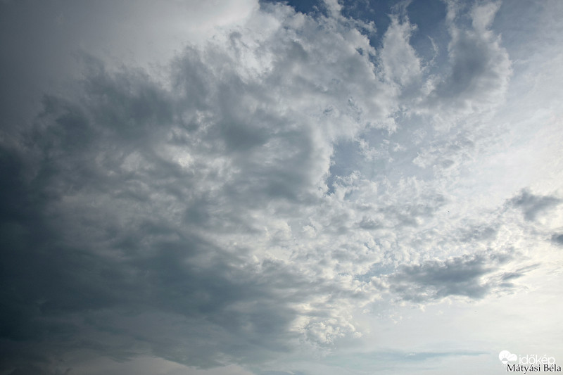 Felhők~~~~~~