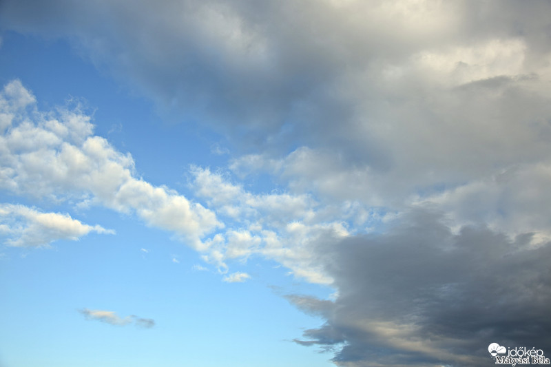 Felhők.