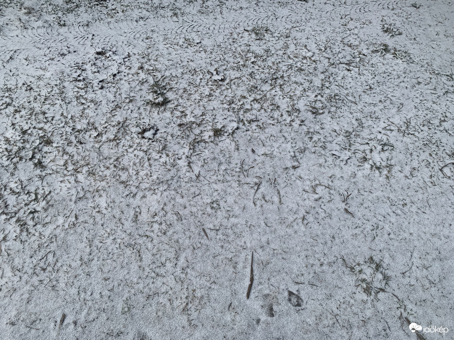 Egy nagyon kevés hó esett 