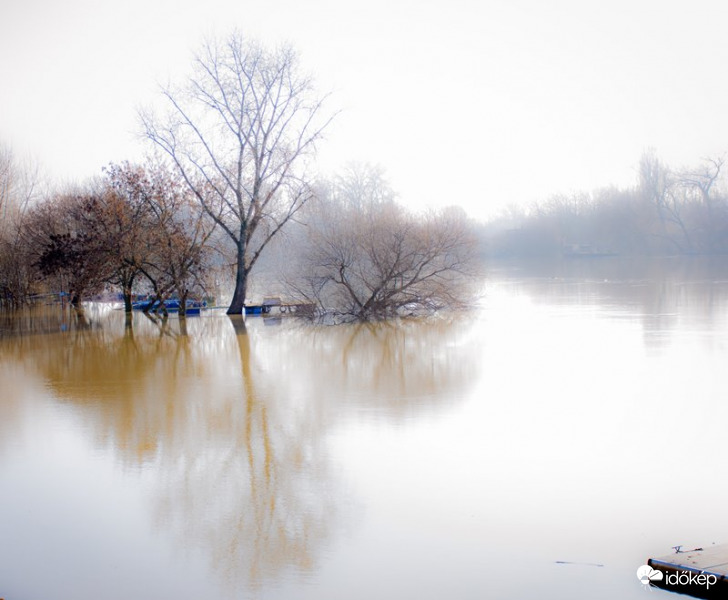 A Tisza Vízállása Szolnoknál 3