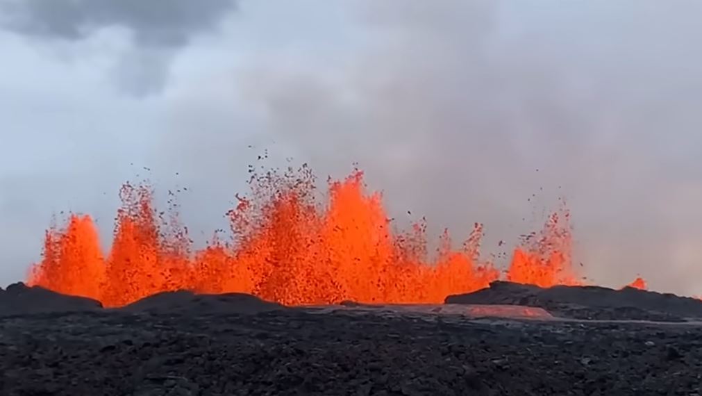 Kitört a Mauna Loa