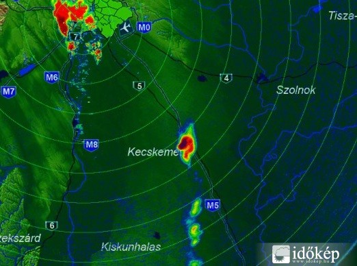 Csavarodó zivatarcella (Kecskemét)