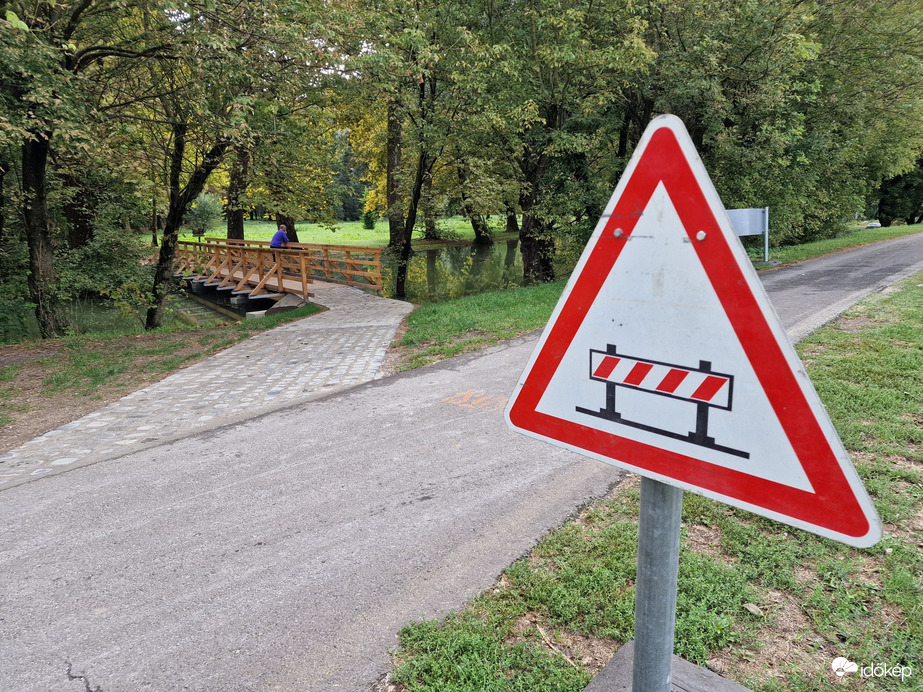 Vác