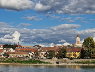 Vác