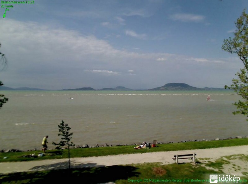 Balatonfenyves-01
