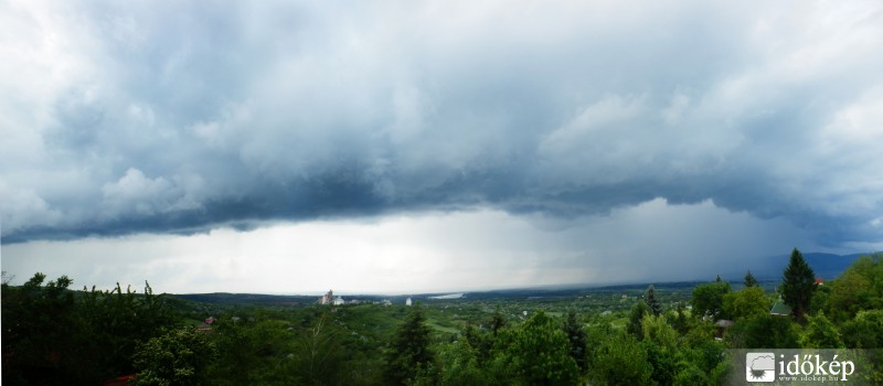Panorámakép a zivatarról