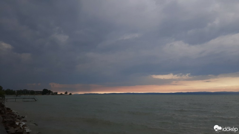 Balatonszabadi