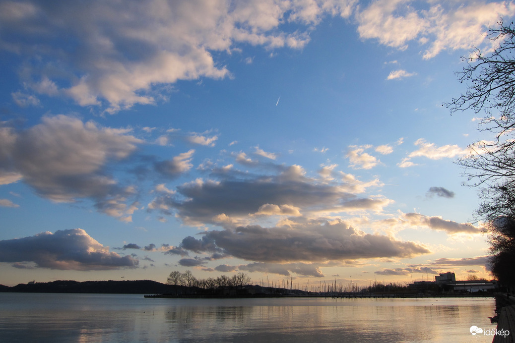 Hidegfronti felhők Balatonfüred fölött-3.