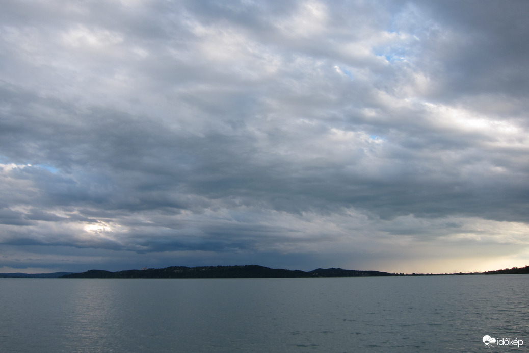 Az esőfelhők a Balaton déli partján vonultak el 1.